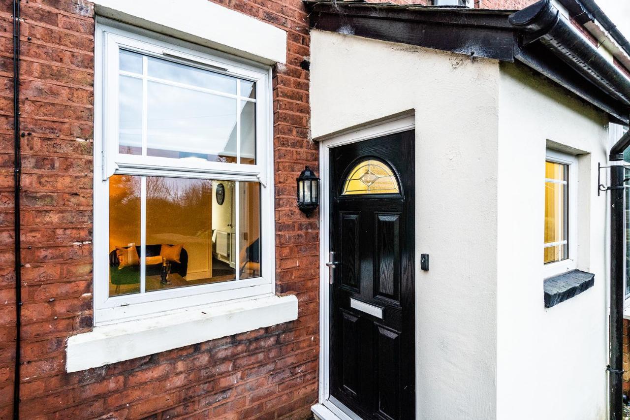 Wrea Cottage, 2 Bedrooms Wifi & Parking Near Ribby Hall Wrea Green Bagian luar foto